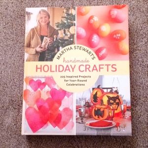 Martha Stewart Handmade Holiday Crafts (Hardcover)